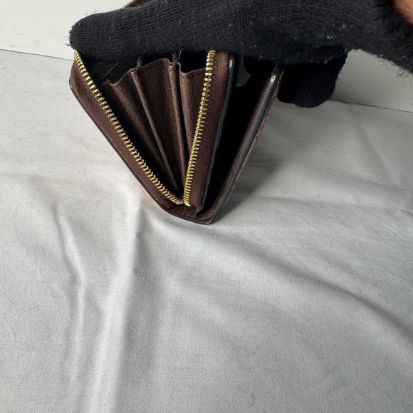 Gucci Pink and Brown Tiger Print Double Sided (Limited Edition) Wallet - Picture 10 of 10